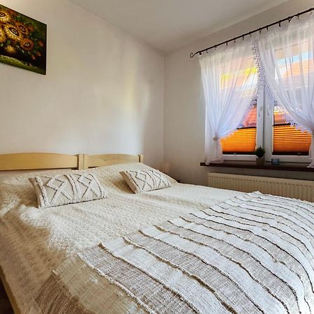 Pokoje Goscinne U Sary Ujście-Darłowskie Dış mekan fotoğraf